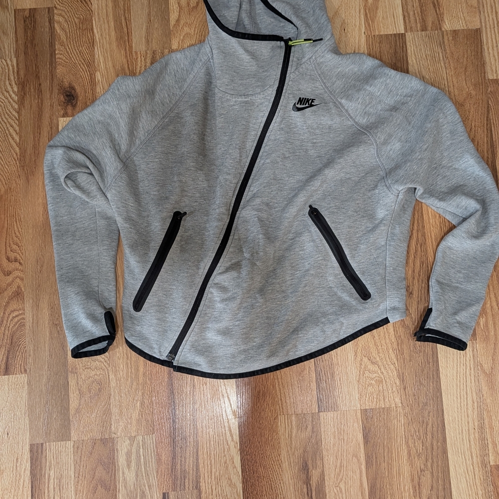 Nike Women's Gray Jacket